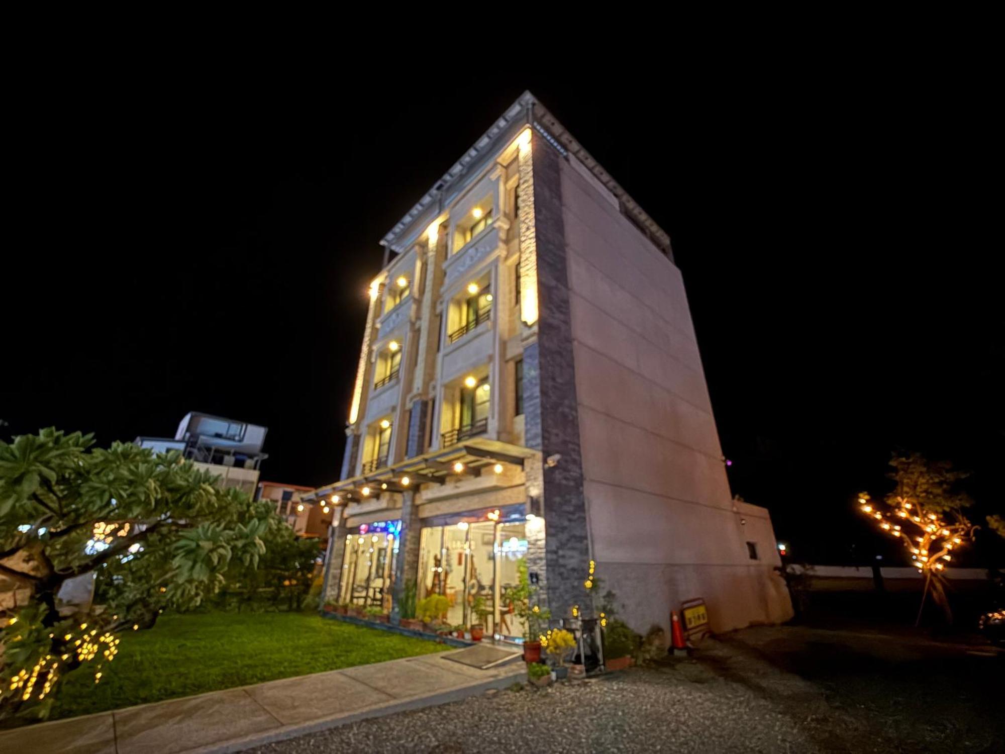 Blue Sky Hill Homestay Guanshan Buitenkant foto